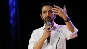 Ricardo Nunes volta a atacar Enel após apagão que deixou SP às escuras