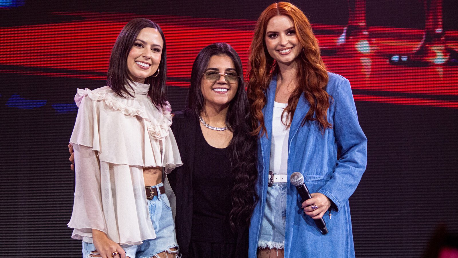 Gabi e Rapha apresentam “Nossa Essência – Vol. 3” e, com Yasmin Santos, iniciam série de lançamentos Gabi e Rapha apresentam “Nossa Essência – Vol. 3” e, com Yasmin Santos, iniciam série de lançamentos