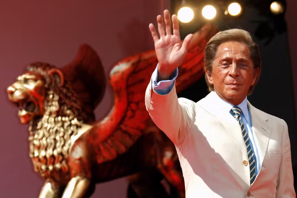Valentino Garavani, estilista italiano, morre aos 93 anos