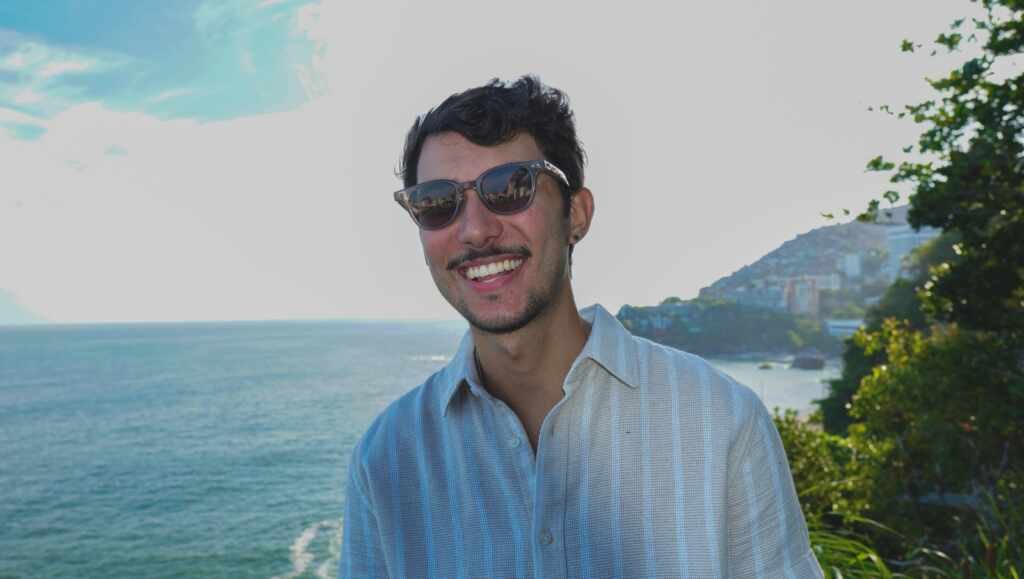 Relvas celebra "ano de virada" em 2025 e projeta 2026 com novos singles e shows 26 Relvas celebra "ano de virada" em 2025 e projeta 2026 com novos singles e shows