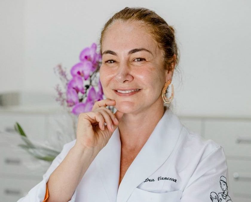 Reposição hormonal bioidêntica: nova evidência que devolve a qualidade de vida às mulheres 26 Corpo do texto Dra. Vanessa Cairolli