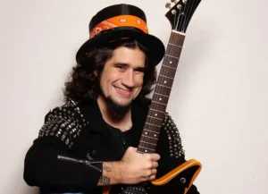 Dia da Saudade: 3 músicas que explicam o que o coração sente 26 Landau.jpg