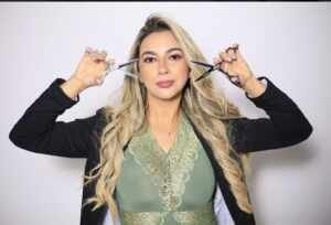 De cliente a referência no mega hair: a trajetória de Cibele, empreendedora que transformou talento em método próprio