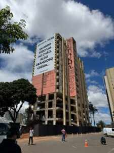 Precisão Explosiva: RVS Construções transforma implosões urbanas no caso Torre Palace