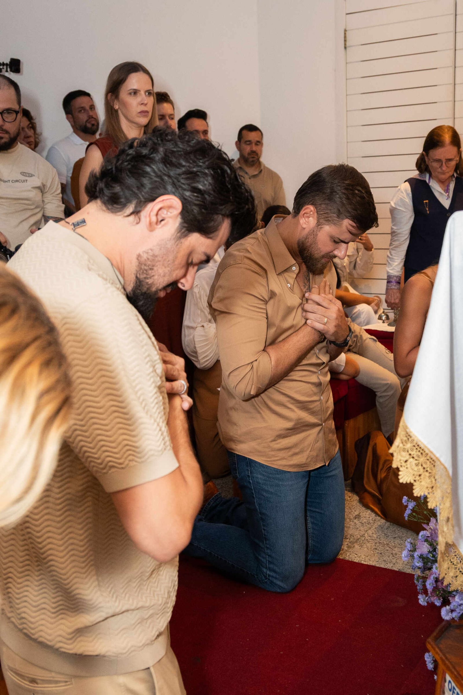 Zé Neto admite arrependimento por polêmica com Anitta e faz pedido público de perdão 8 Zé Neto & Cristiano participam de Missa no Santuário Cristo Redentor
