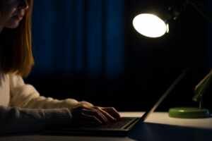 FatalFans aponta que mulheres já representam 15% do consumo de conteúdo adulto no Brasil