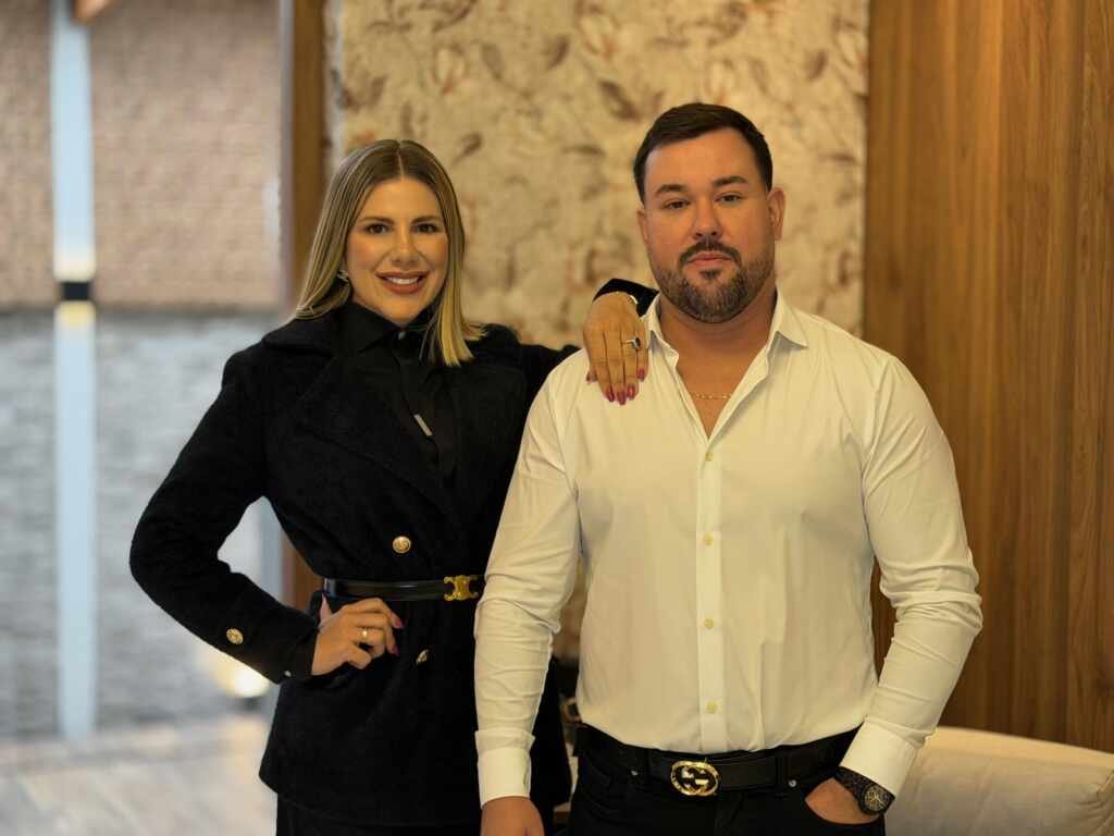 Dra. Nathallia Pires e Wenzo Nunes, sócios do ARC Hospital Premium em São Paulo
