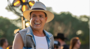 Thiago Linns realiza show no aniversário de Nova Odessa