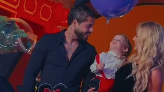 Virginia e Zé Felipe se reencontram em festa luxuosa da filha Maria Alice