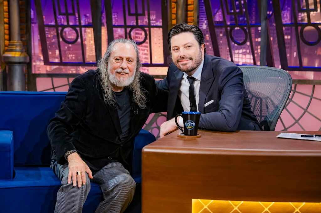 Caio Fábio e Danilo Gentili no The Noite - Crédito da Foto: Lourival Ribeiro / SBT