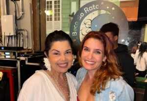 Stephanie Serrat e Fabiana Karla roubam a cena em noite de samba com Arlindinho no Beco do Rato