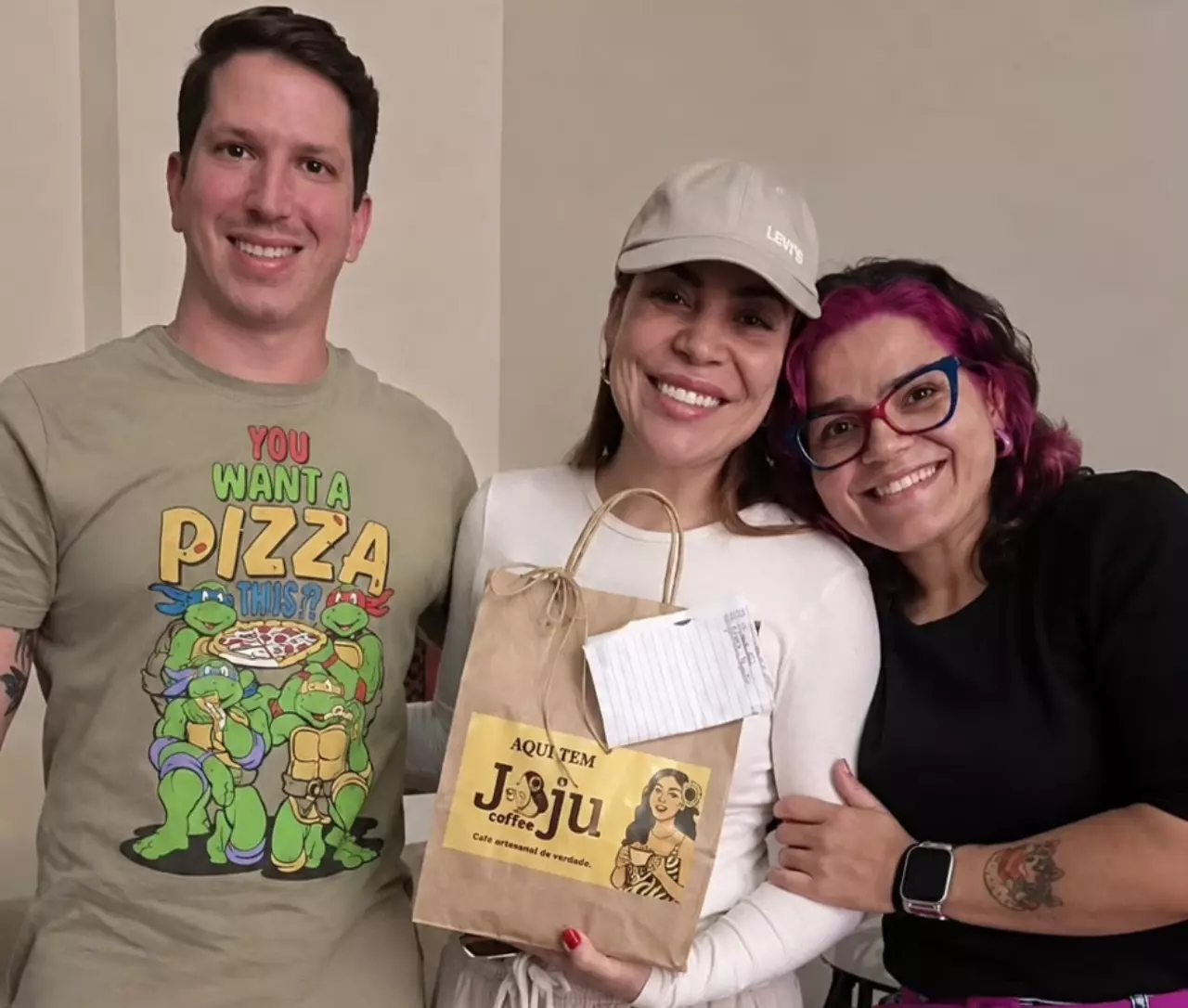 Desanexadas 702 Naiara Azevedo se emociona ao conhecer história de fã e presta homenagem – Vírgula