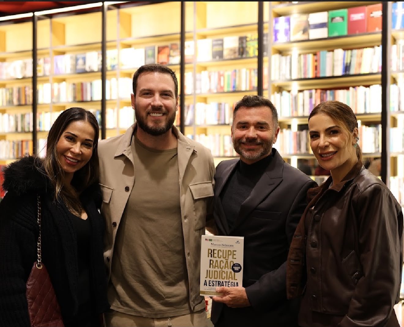 Maíra Cardi e Tiago Nigro prestigiam lançamento do livro “Recuperação Judicial: A Estratégia”, de Marcos Pelozato 5 PHOTO 2026 06 12 12 52 08