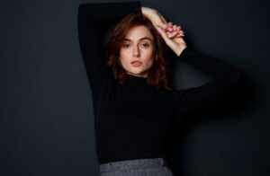 Bella Zafira protagoniza “A Última Música”, spin-off sáfico que exalta a potência dos encontro