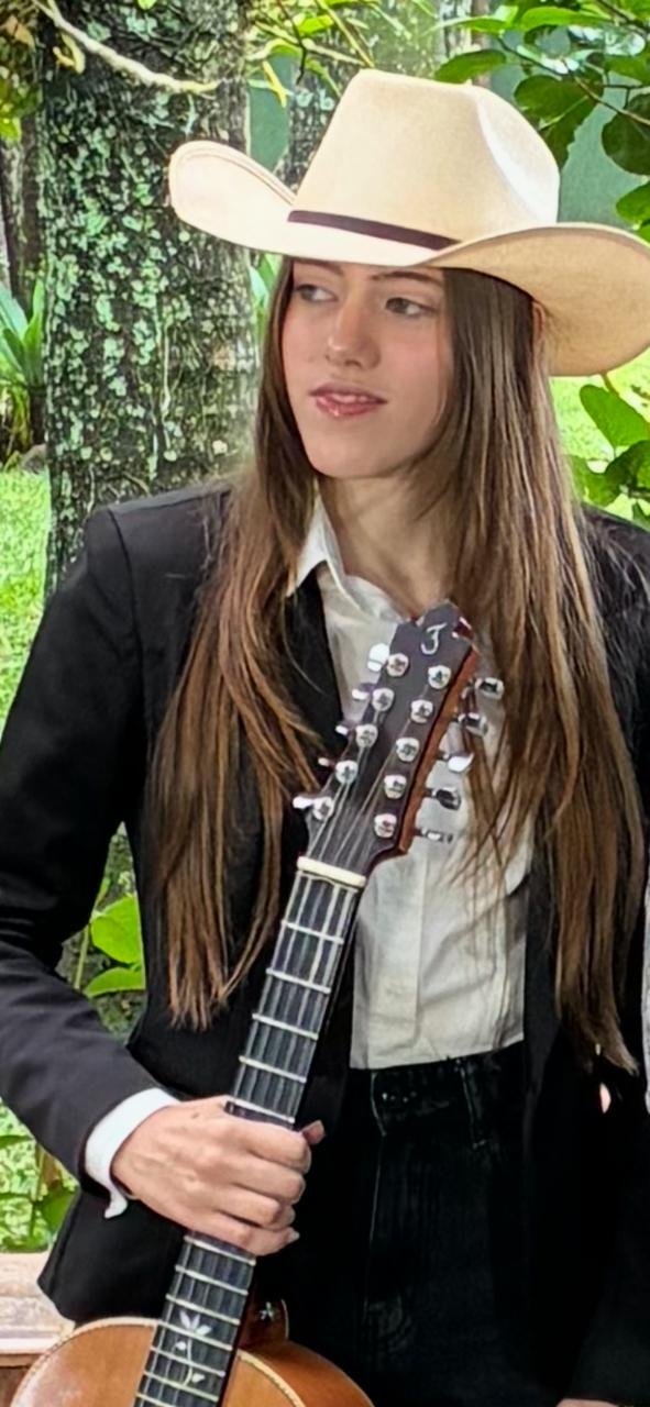 Maria Beatriz resgata a música raiz por meio da viola e da sanfona 8 5fb26903 2363 40ab baef 8f1de011e126