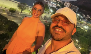 Clima de romance: Brenno, que faz dupla com Matheus, celebra aniversário ao lado da noiva no Rio