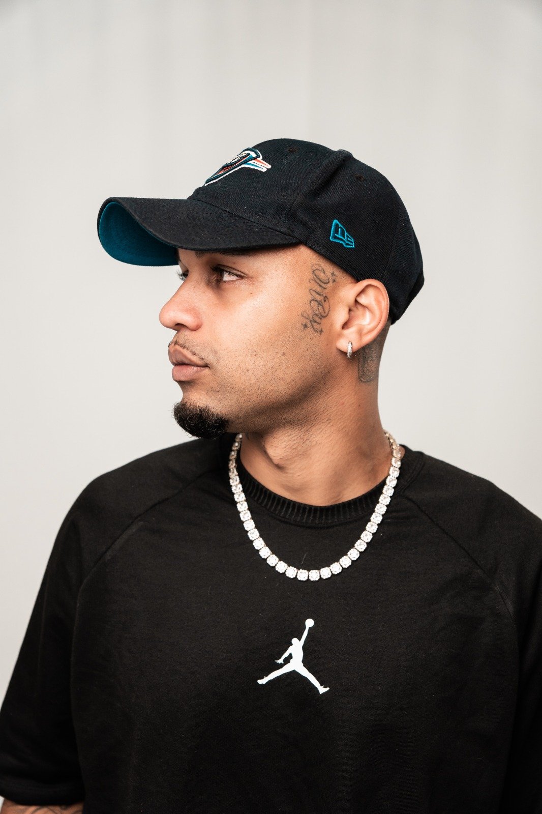 Rapper Sos assina com a gravadora 1Kilo e lança “Placebo” 8 388e74b9 4bfd 4822 97d3 bc6cc89336f9