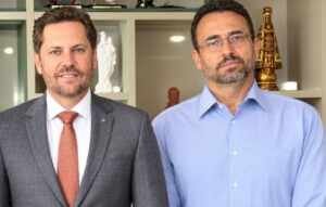 Santiago Gomes realiza grande reunião política com a presença de Bruno Peixoto para fortalecer campanha em Goiás