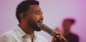 Eli Soares apresenta o EP “Quero Louvar” e o clipe da faixa-tema