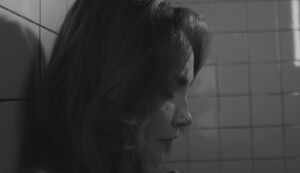 Nathalia Bacci lança “Cartas” e transforma crise de ansiedade em música
