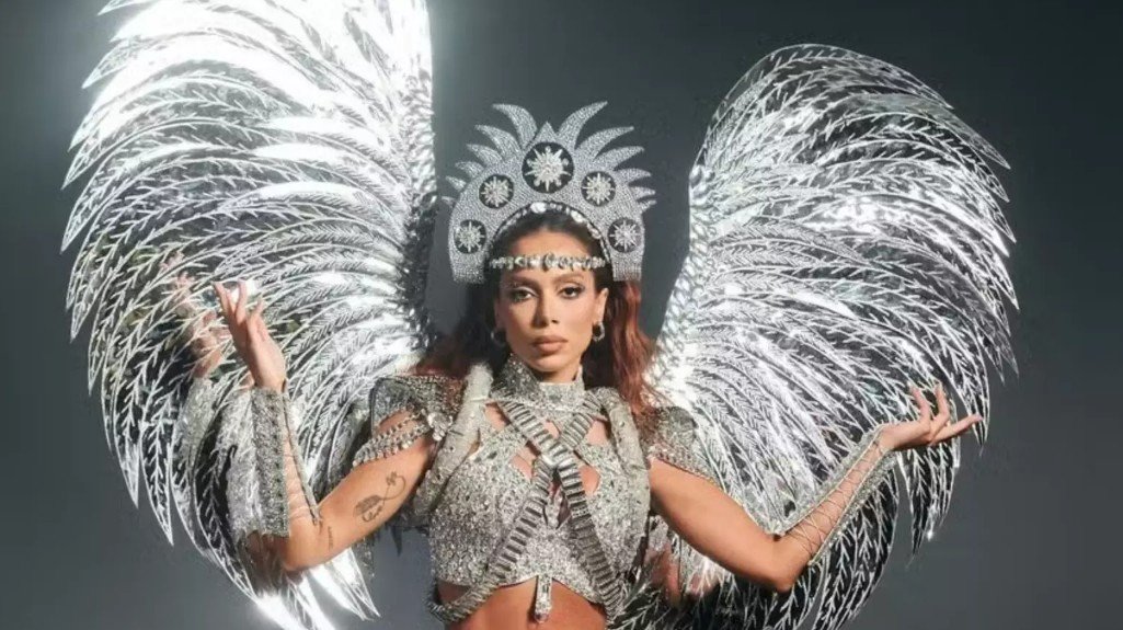 Anitta substitui Virgínia como Rainha de Bateria da Grande Rio