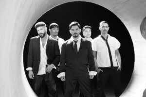 Com bênção de Ney Matogrosso, Fiakra lança clipe pop de “Homem com H”