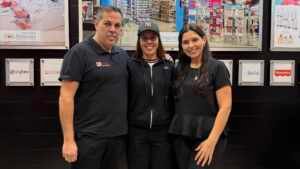 DJ Carol Favaro mobiliza Richard Harary para ajudar gestante americana em Orlando