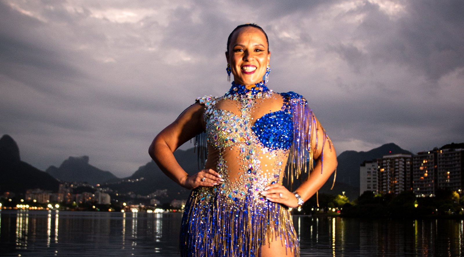 Débora Bana é a nova musa da Unidos da Ponte para o Carnaval 2027 19 Debora 2